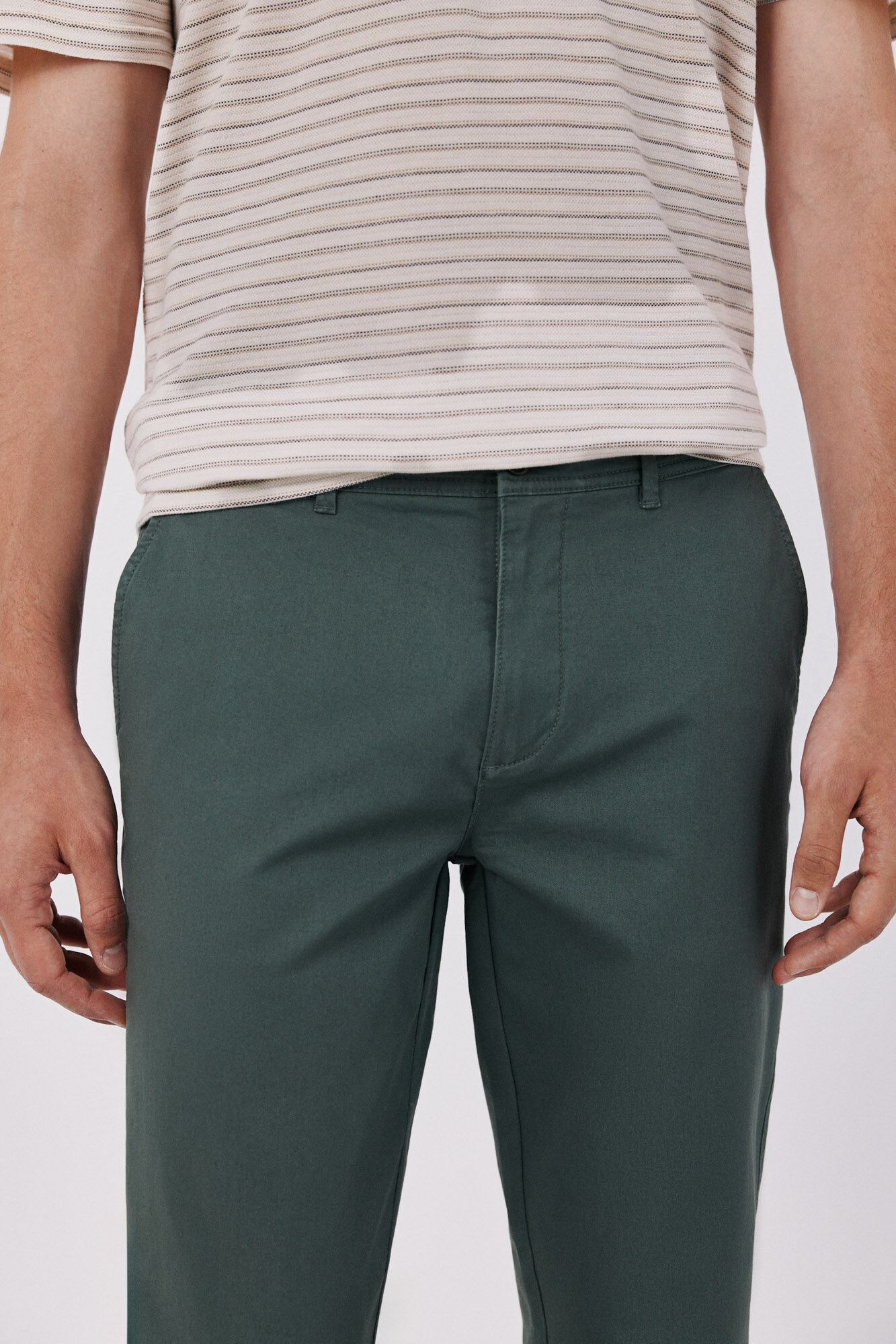 Cortefiel Lightweight regular chinos Kaki