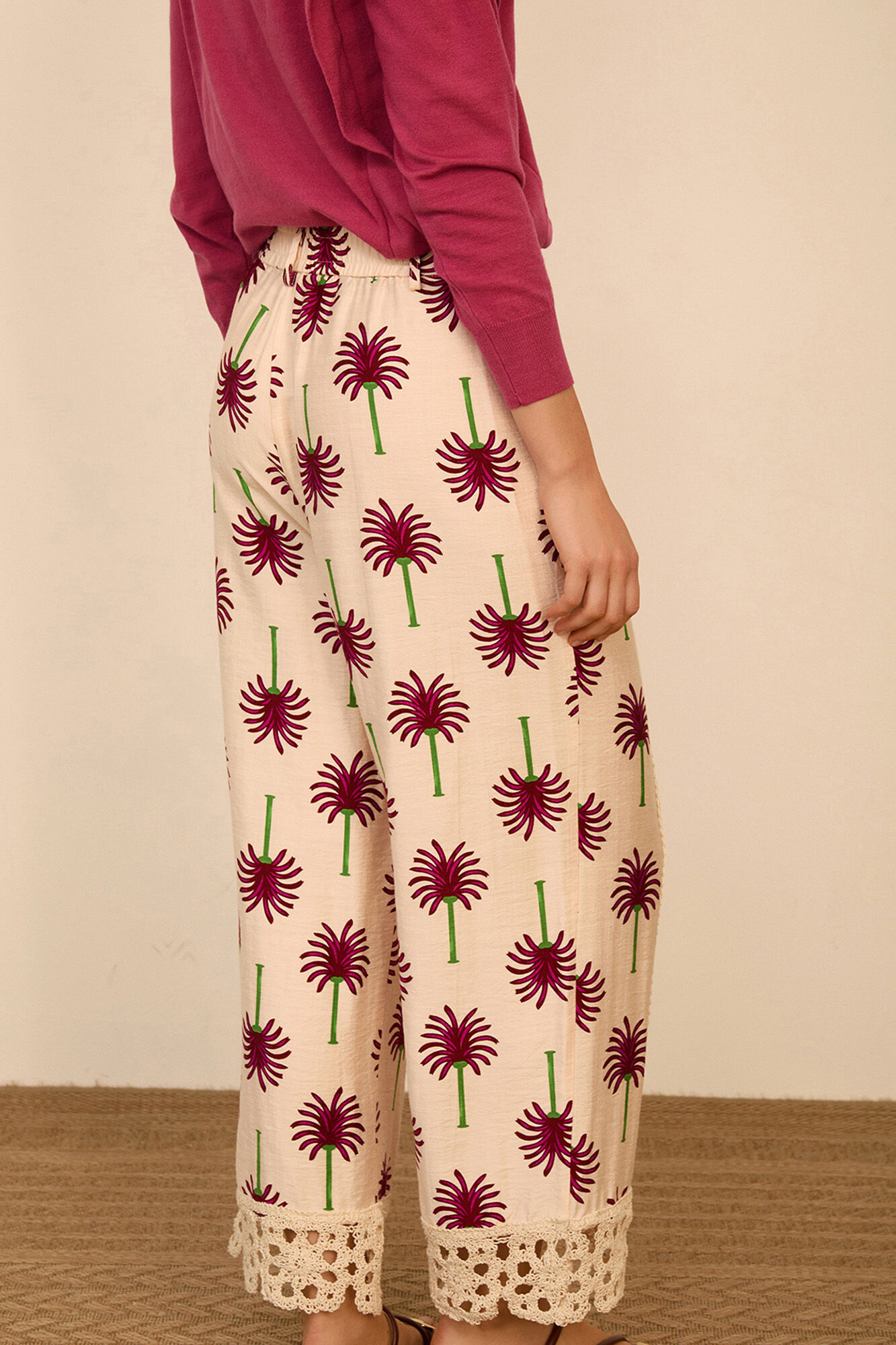 Meisie Cal&ccedil;a cropped estampada Impress&atilde;o