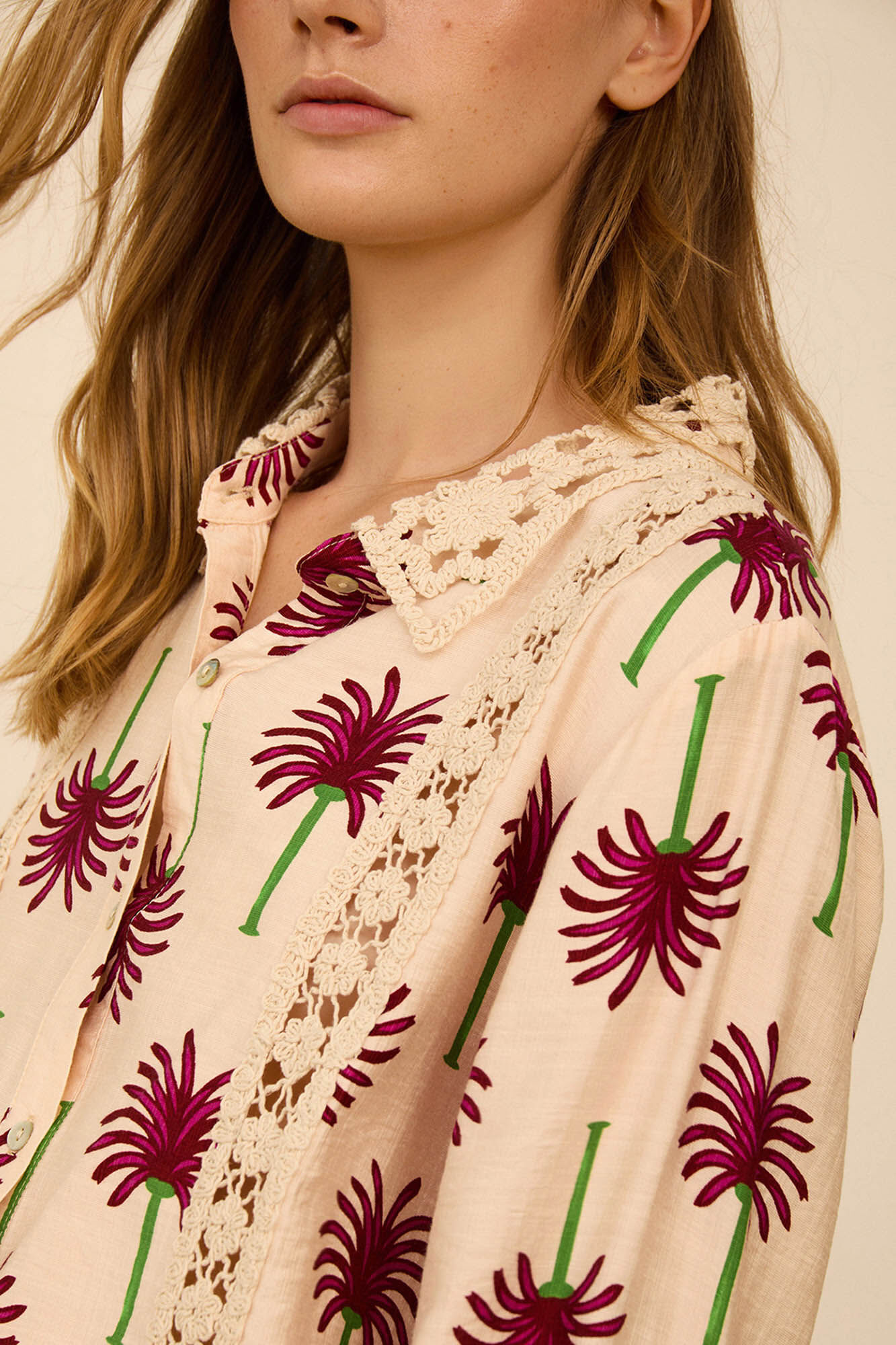 Meisie Palm print shirt