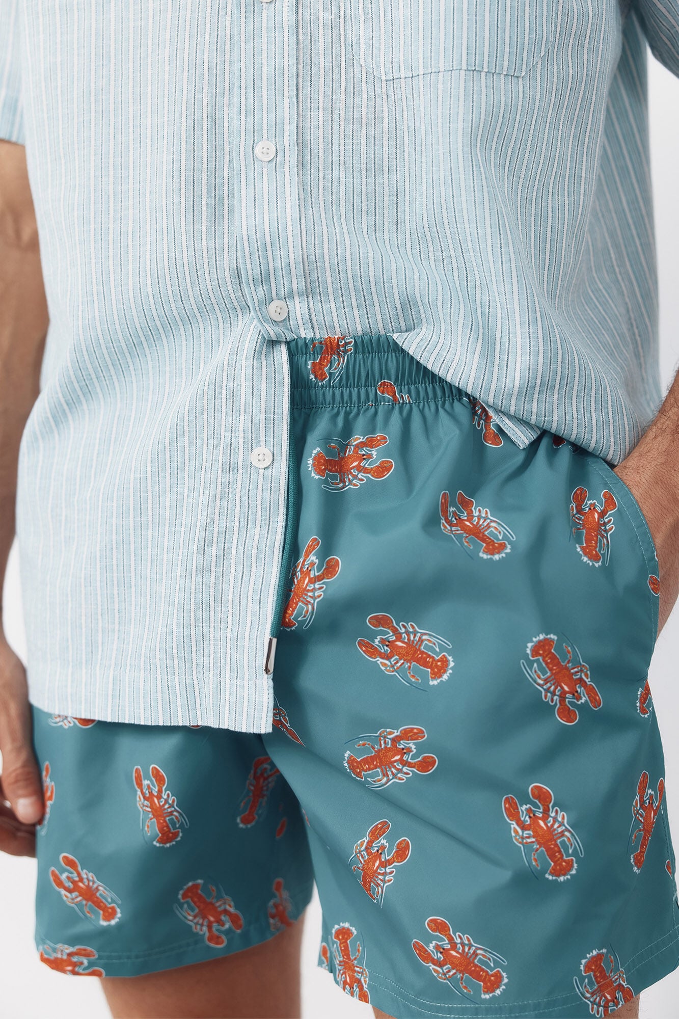 Cortefiel Ba&ntilde;ador estampado bogavantes grandes