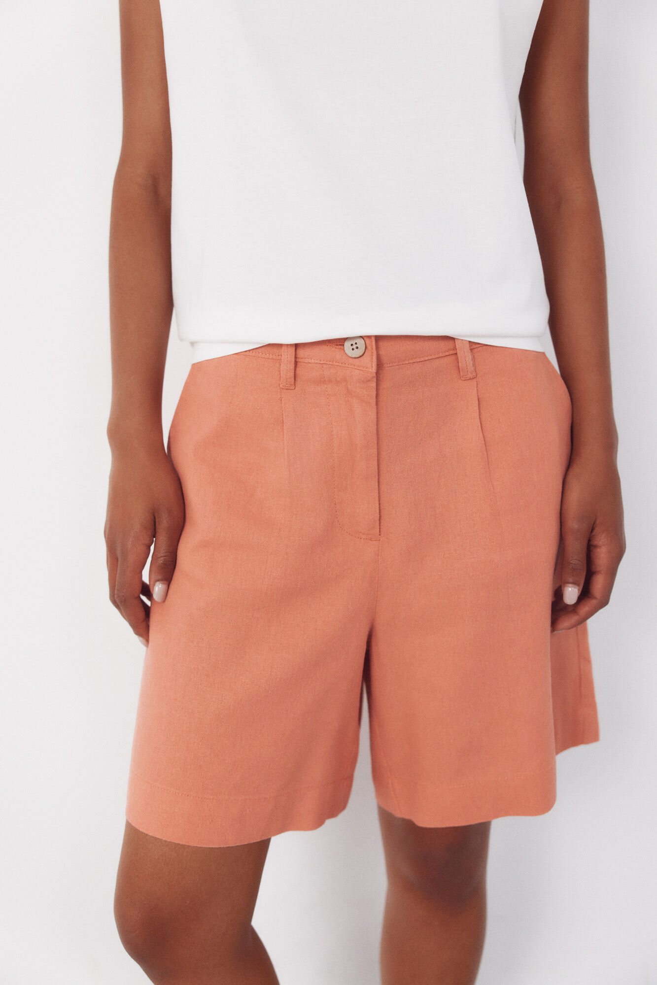 Cortefiel Plain linen bermuda shorts Pink