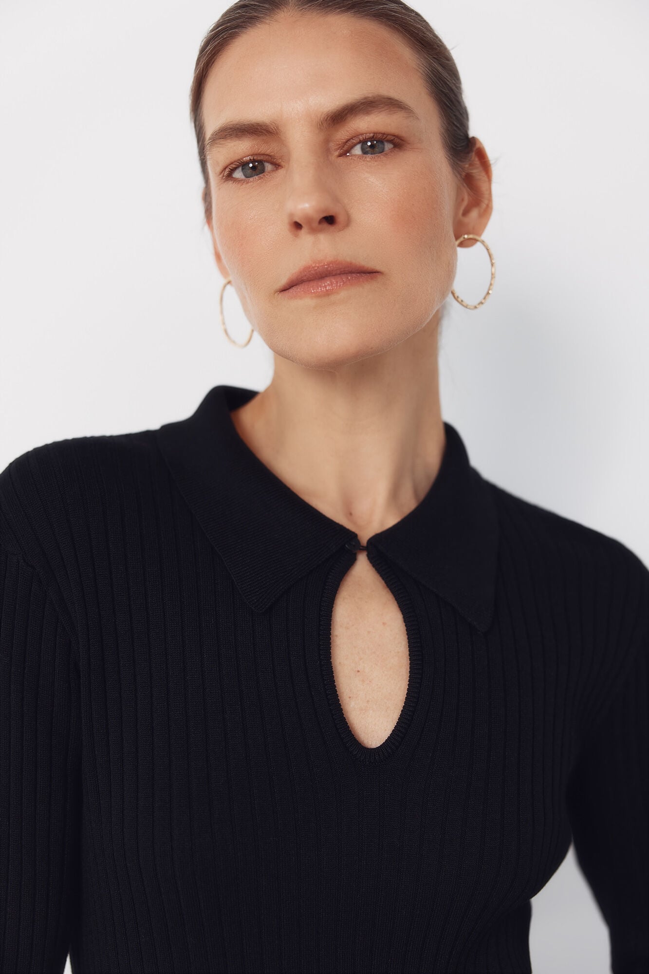 Cortefiel Jersey-knit keyhole polo shirt