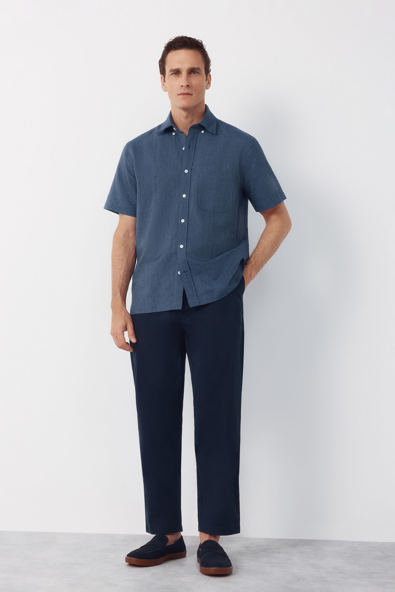 Cortefiel Lightweight regular jogger