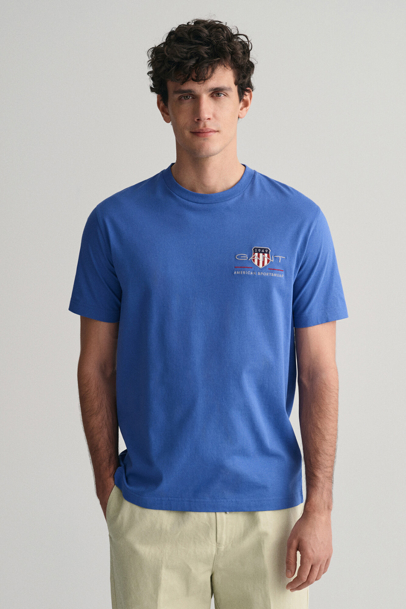 Gant Embroidered T-shirt Archive Shield