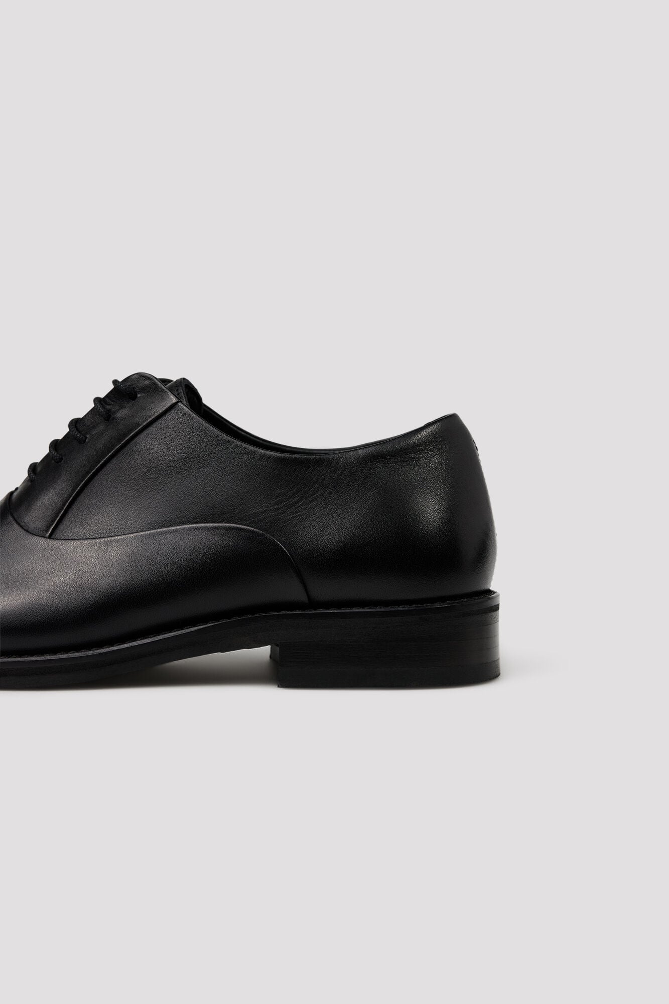 Cortefiel Sapato Oxford de vestir Preto