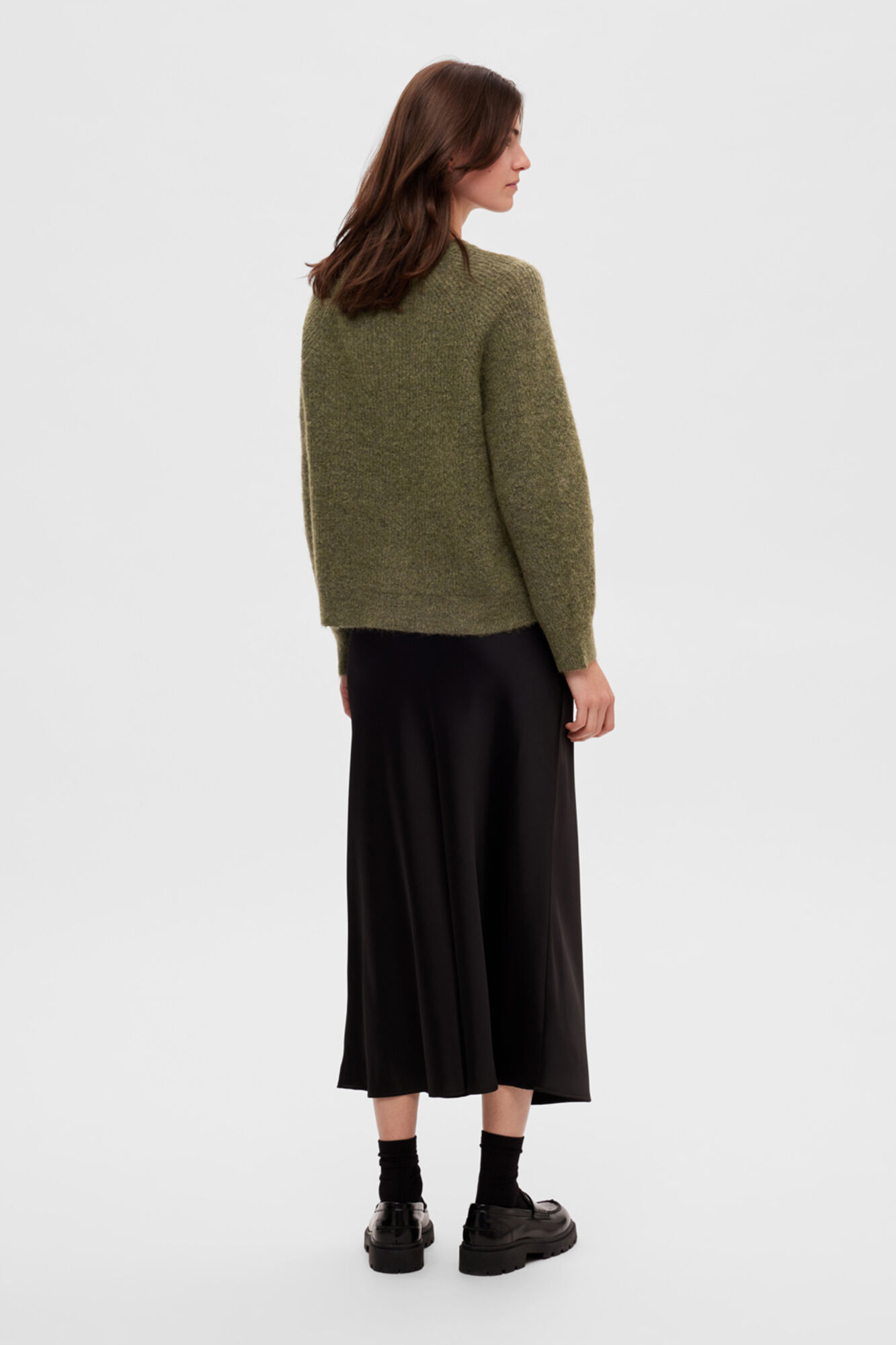 Selected Short cardigan made of wool and alpaca. Green