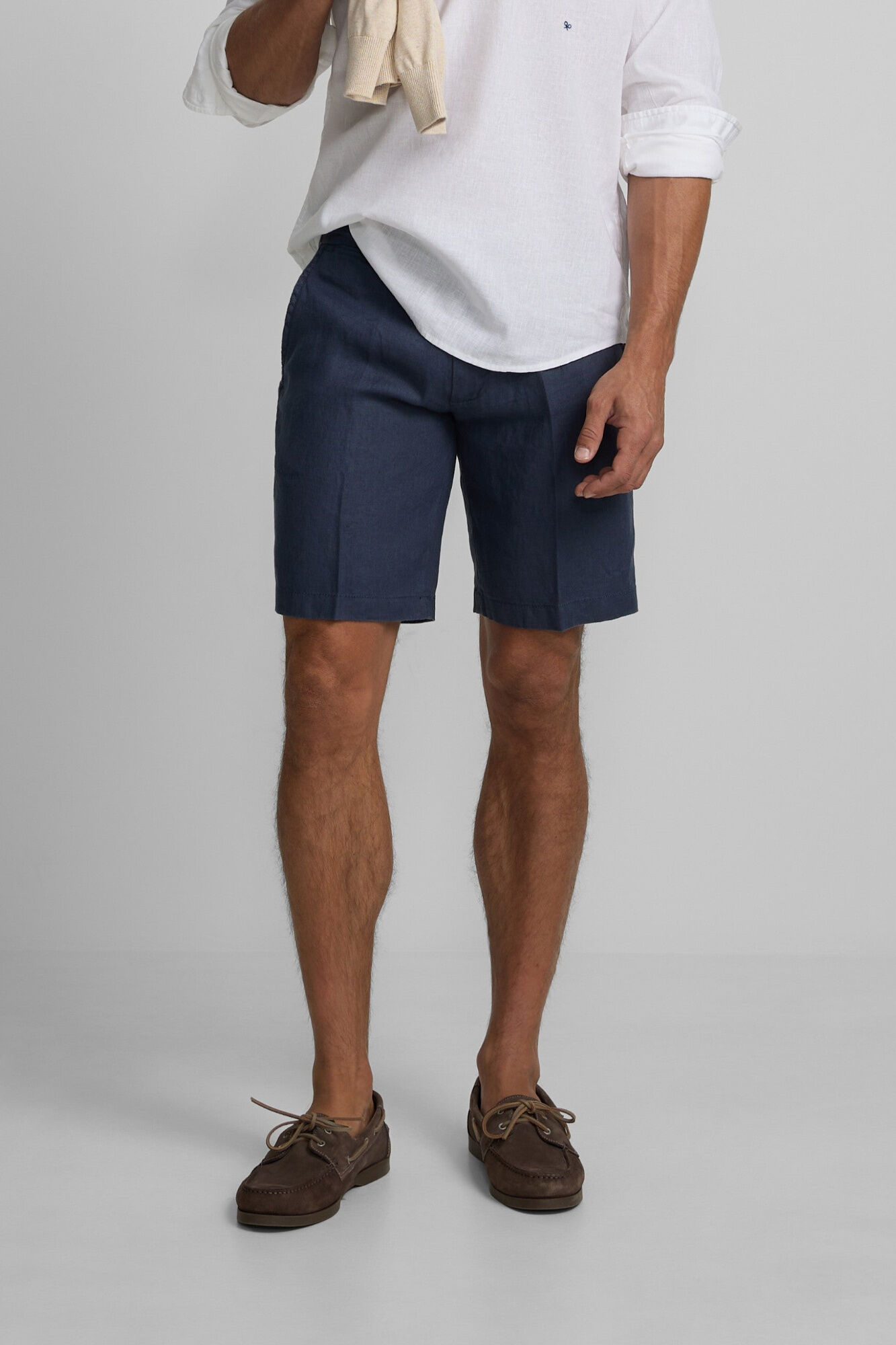 Silbon Bermuda lisa em linho &iacute;ndigo Azul