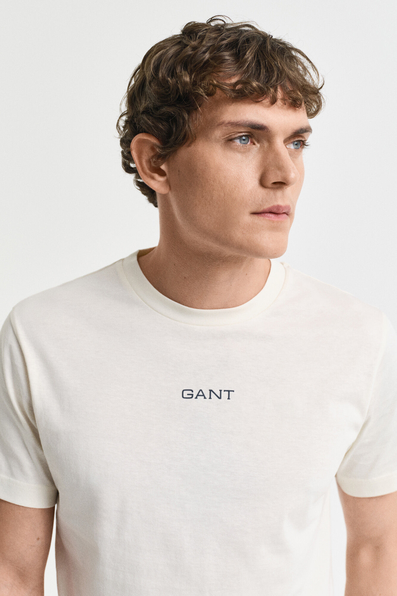 Gant Small GANT Graphic T-shirt Ivory