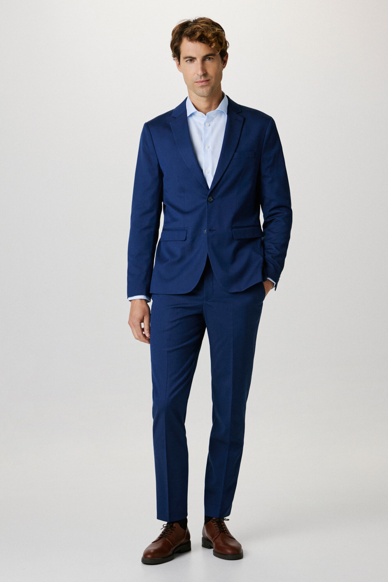 Selected Cal&ccedil;as de fato Slim Fit confecionadas com materiais reciclados. 