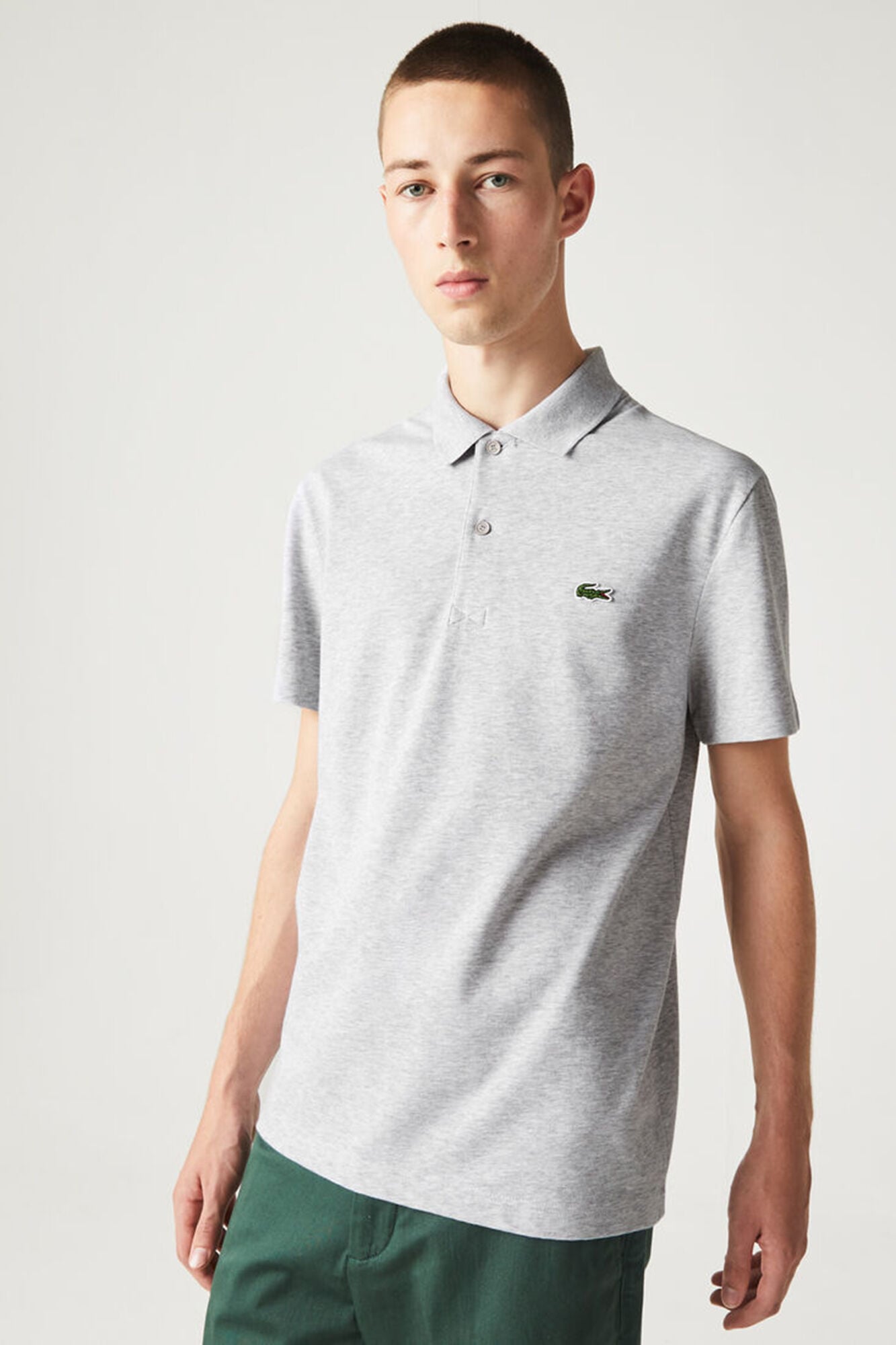 Lacoste Polo con bordado de cocodrilo pespunteado
