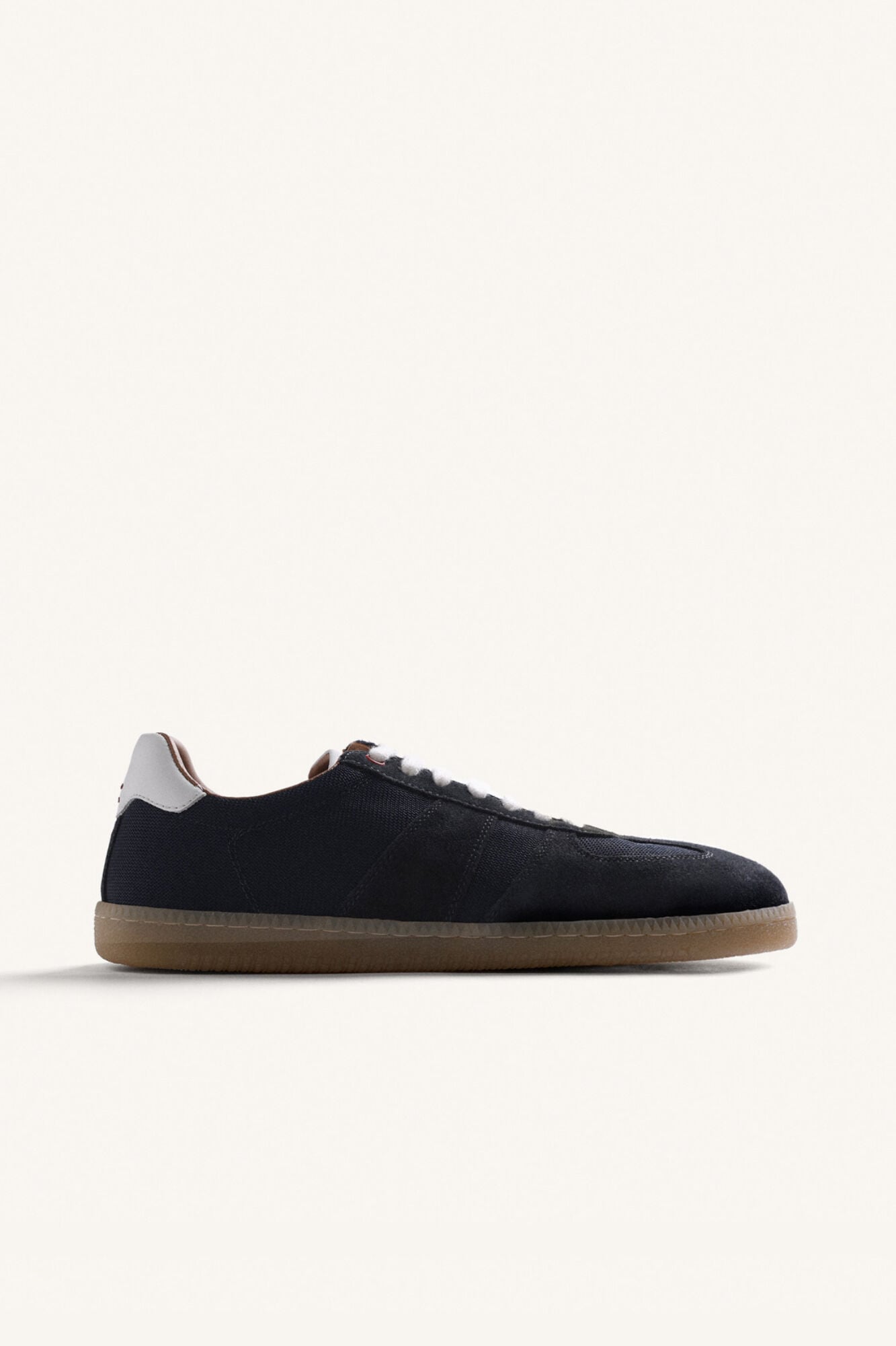 Gioseppo Leather slippers