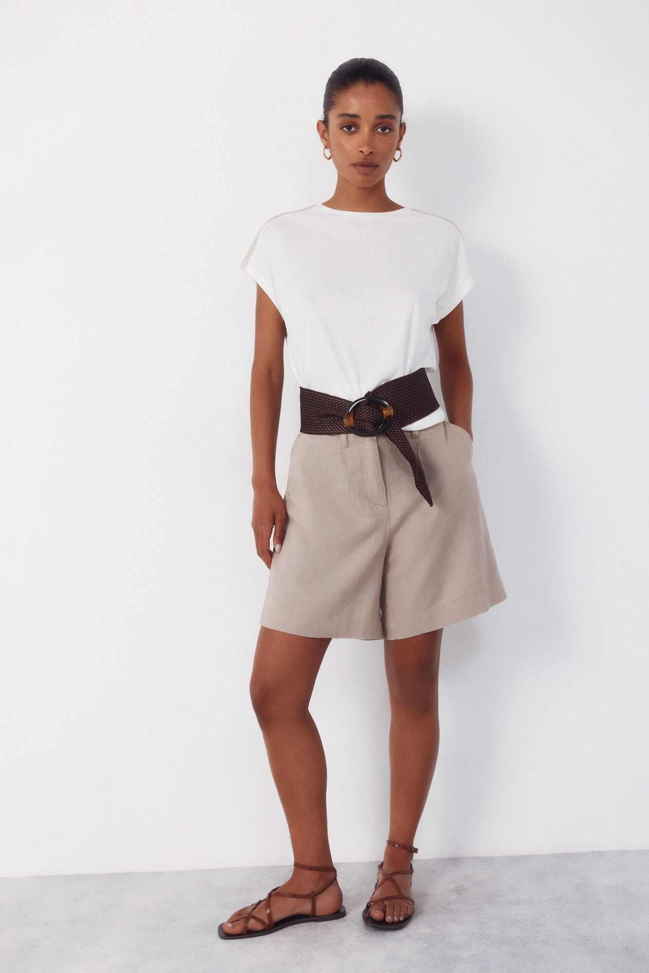 Cortefiel Plain linen bermuda shorts Beige