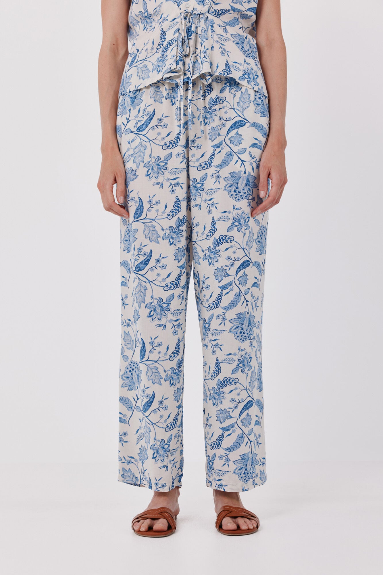 Cortefiel Printed fluid trousers