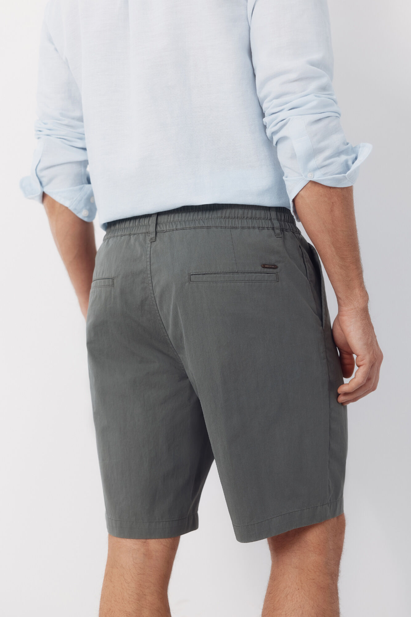 Cortefiel Lightweight regular Bermuda shorts Kaki