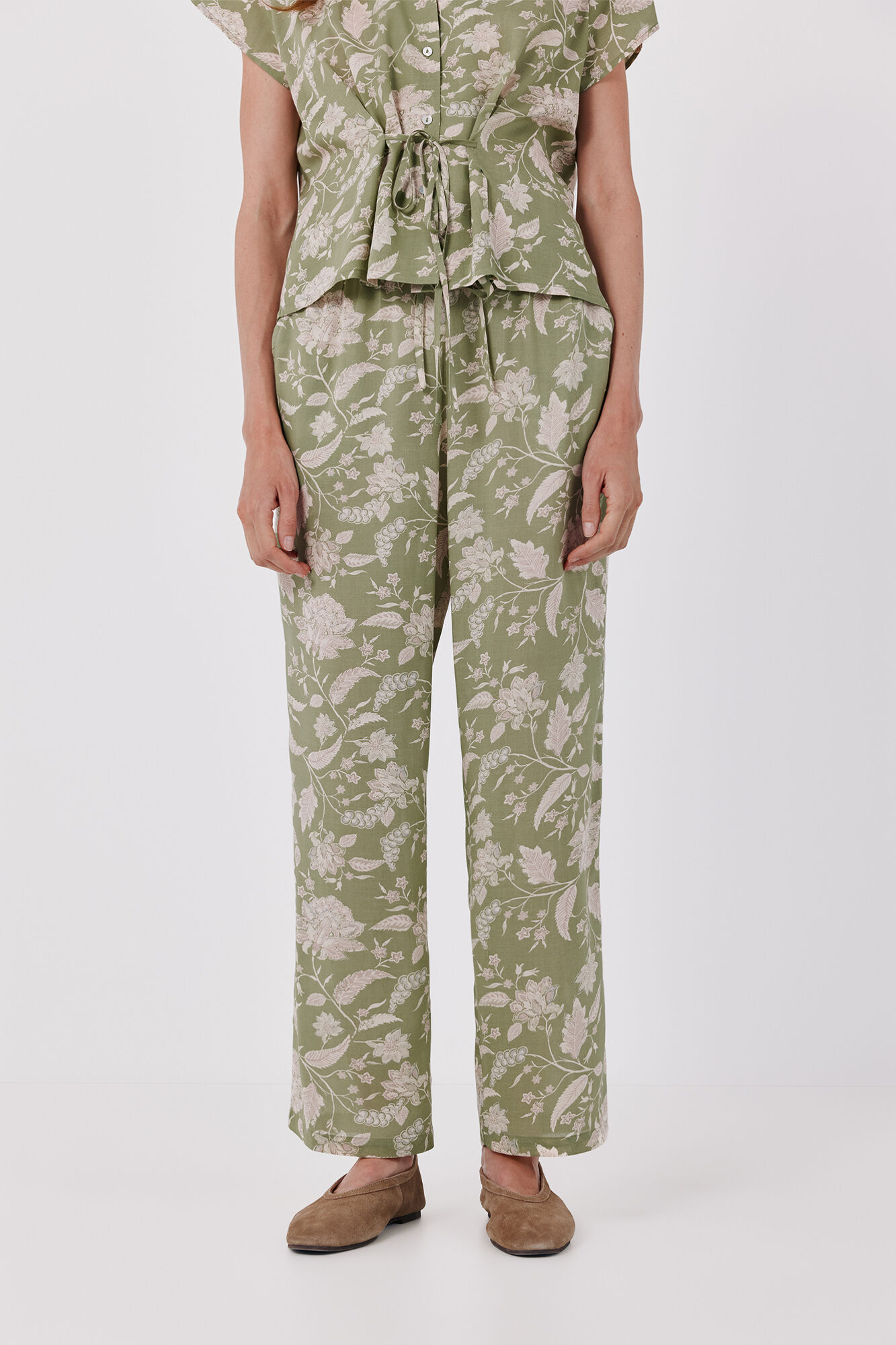 Cortefiel Printed fluid trousers