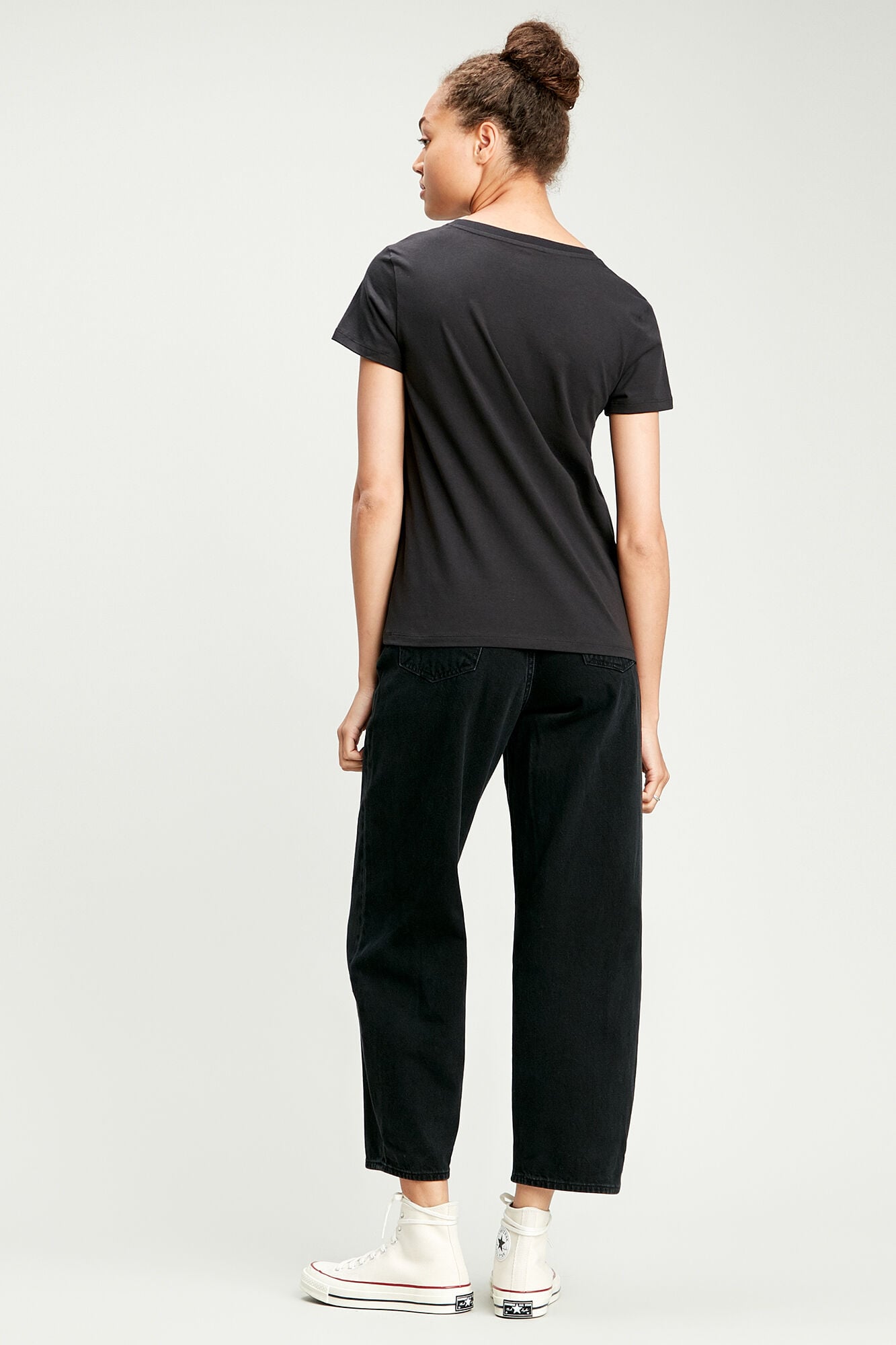 Levi's T-shirt Levi's&reg; cl&aacute;ssica de algod&atilde;o com log&oacute;tipo Preto