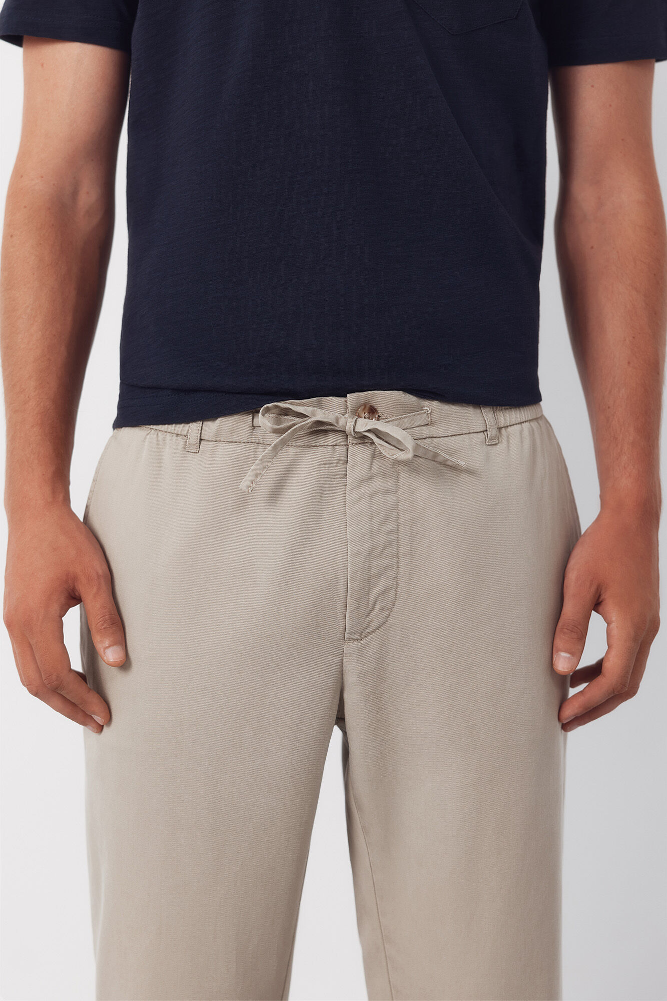 Cortefiel Lightweight tapered chinos Beige