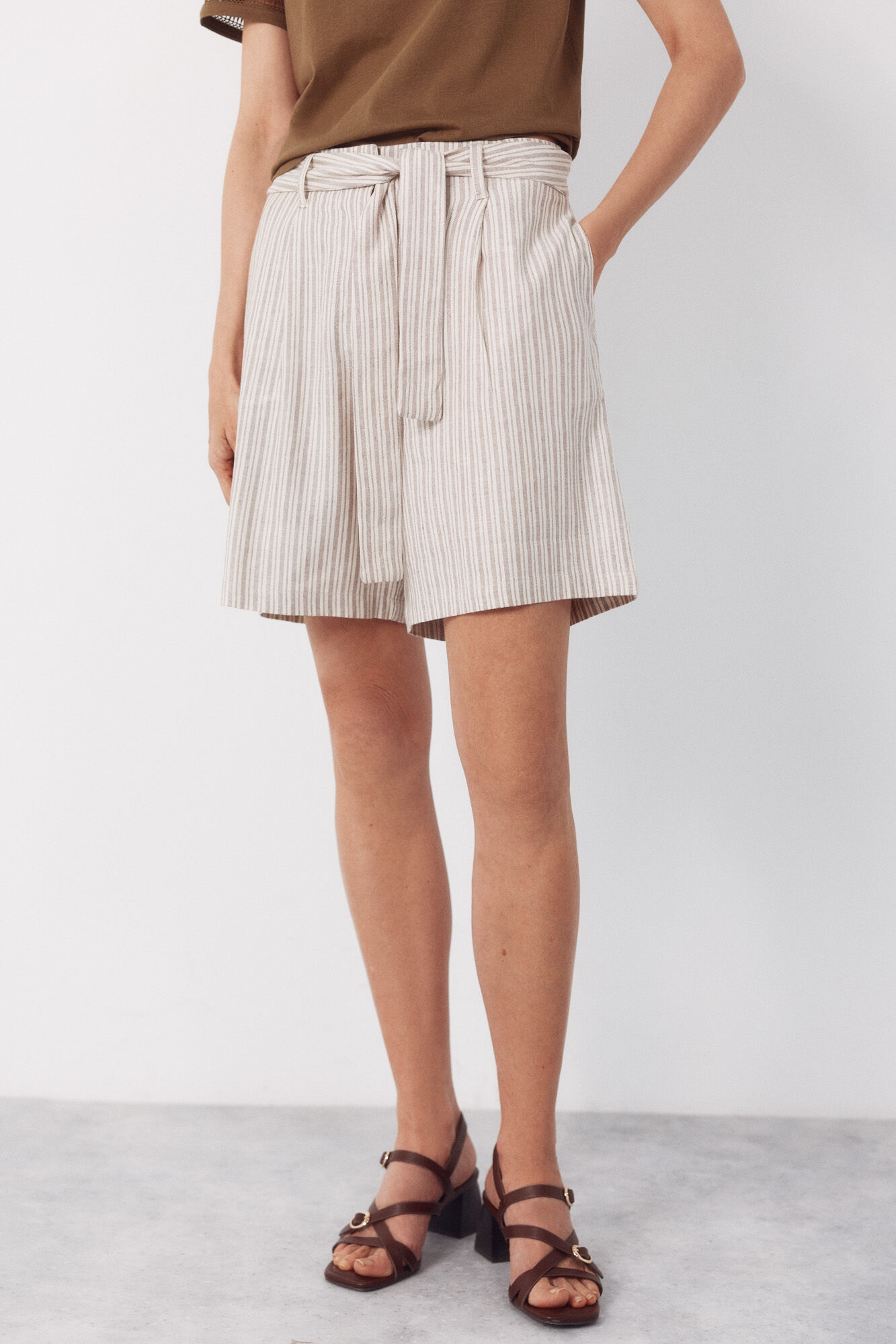 Cortefiel Linen bermuda shorts shorts