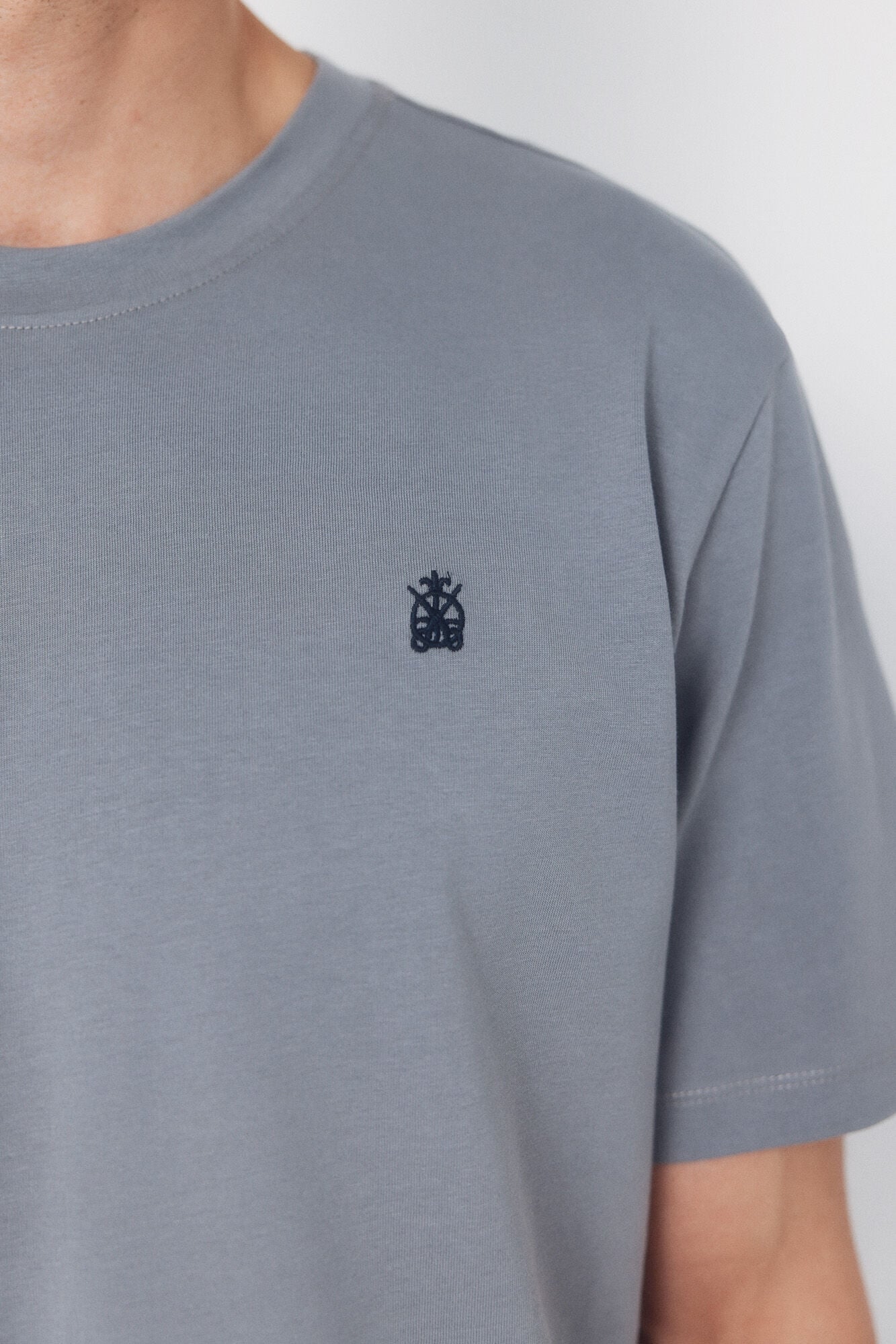 Cortefiel Basic T-shirt Grey