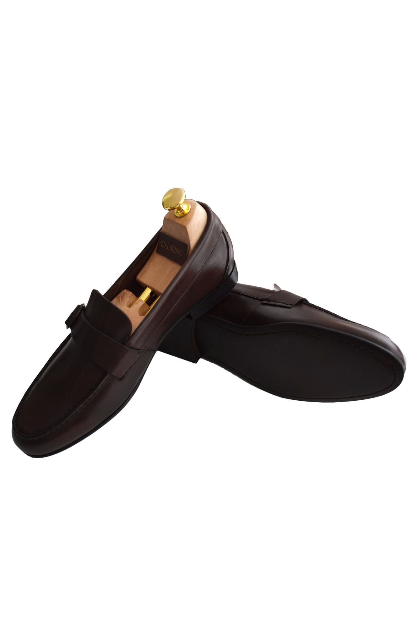 Cloking Loafer shoe