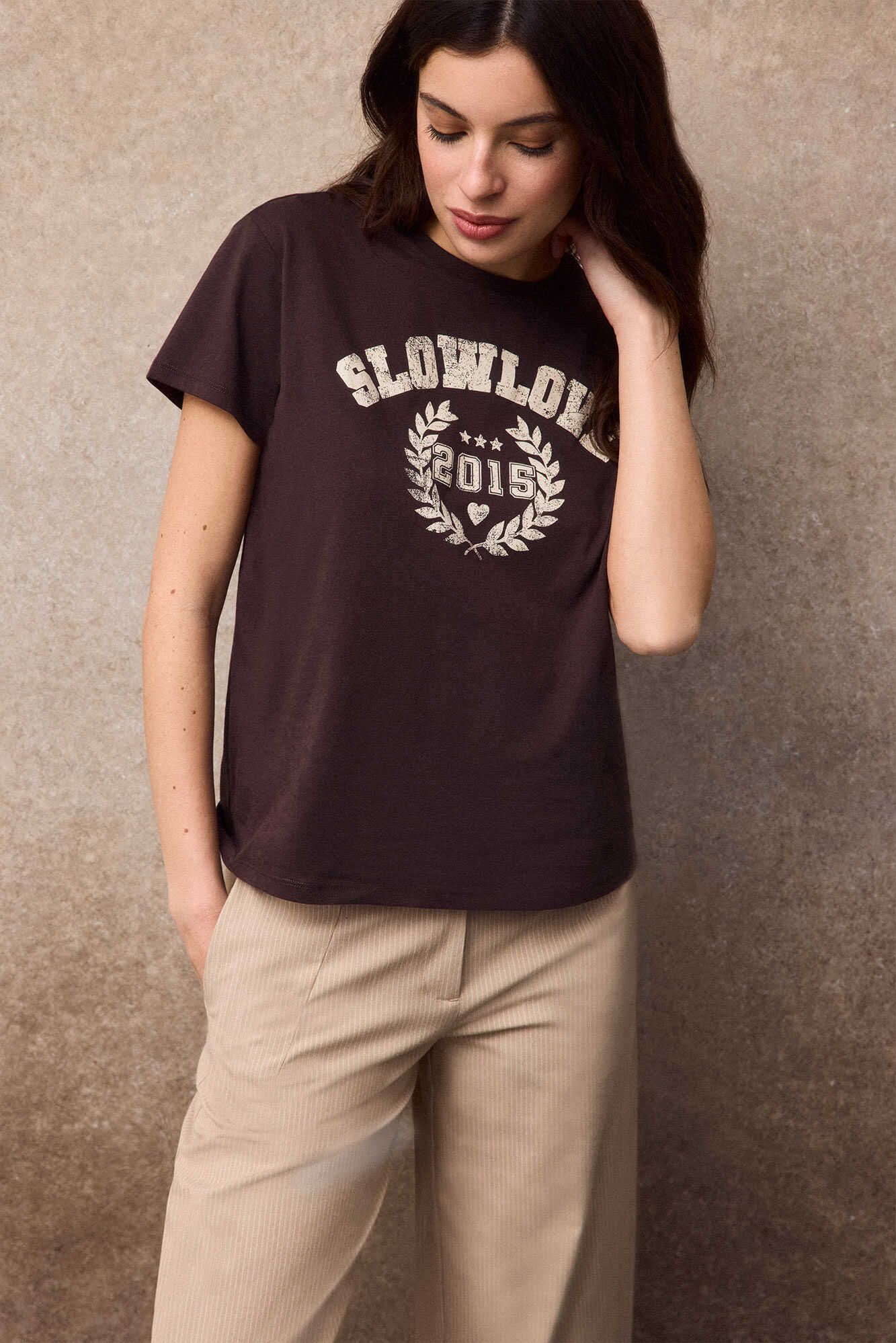 Slowlove T-shirt SlowLove Castanho