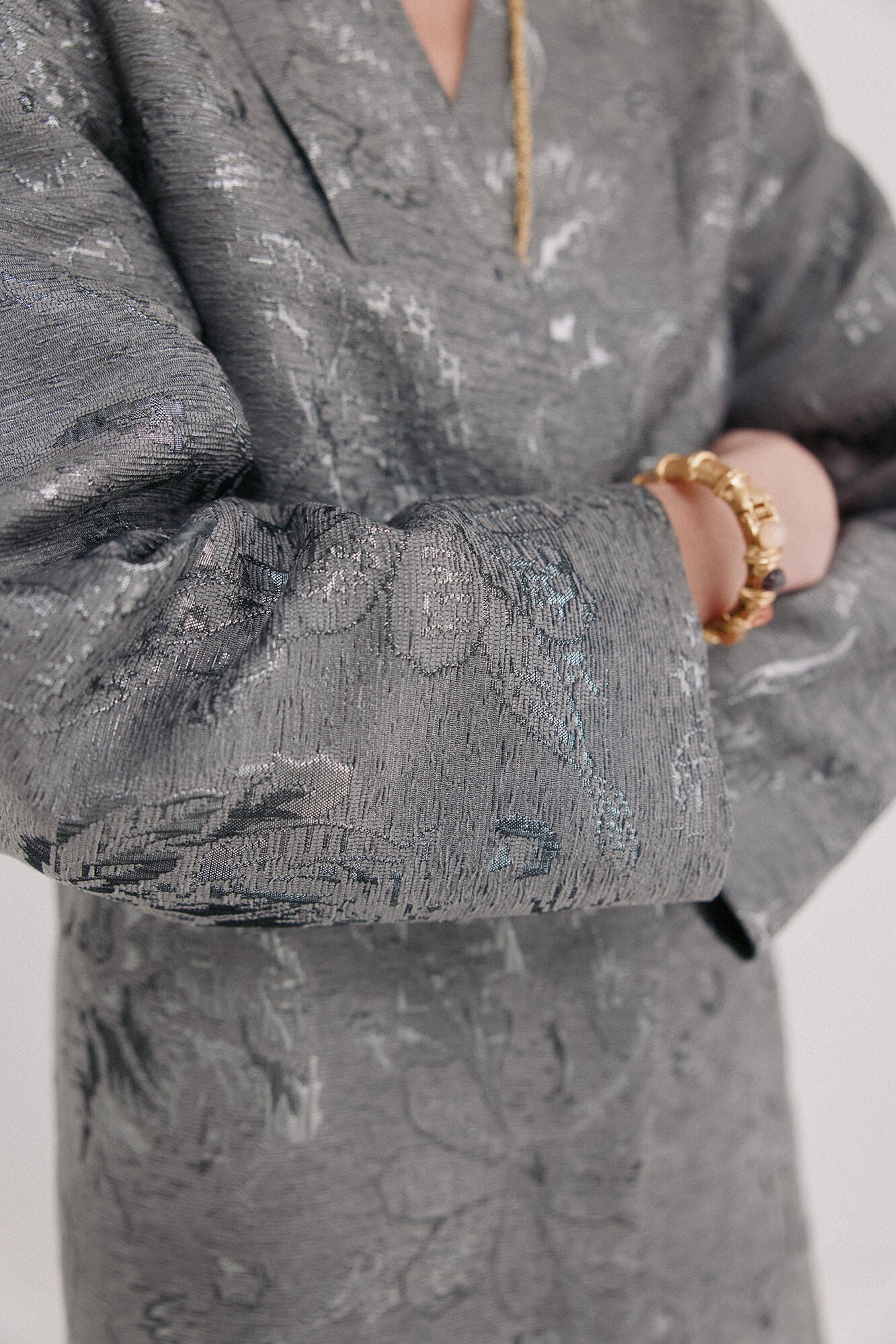 Hoss Intropia Eva. Kimono jacquard Gris