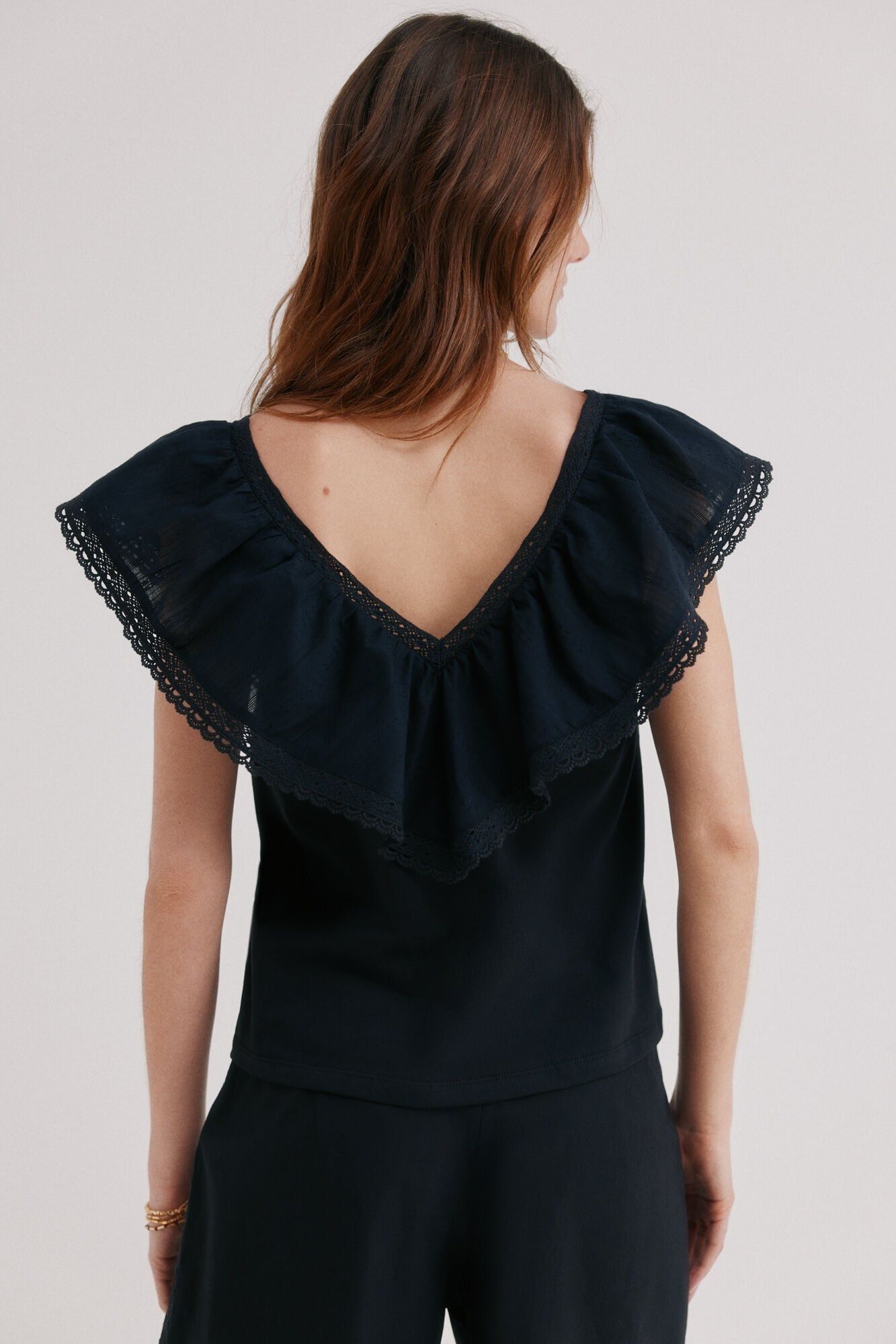 Hoss Intropia Malaika. Ruffle T-shirt Black