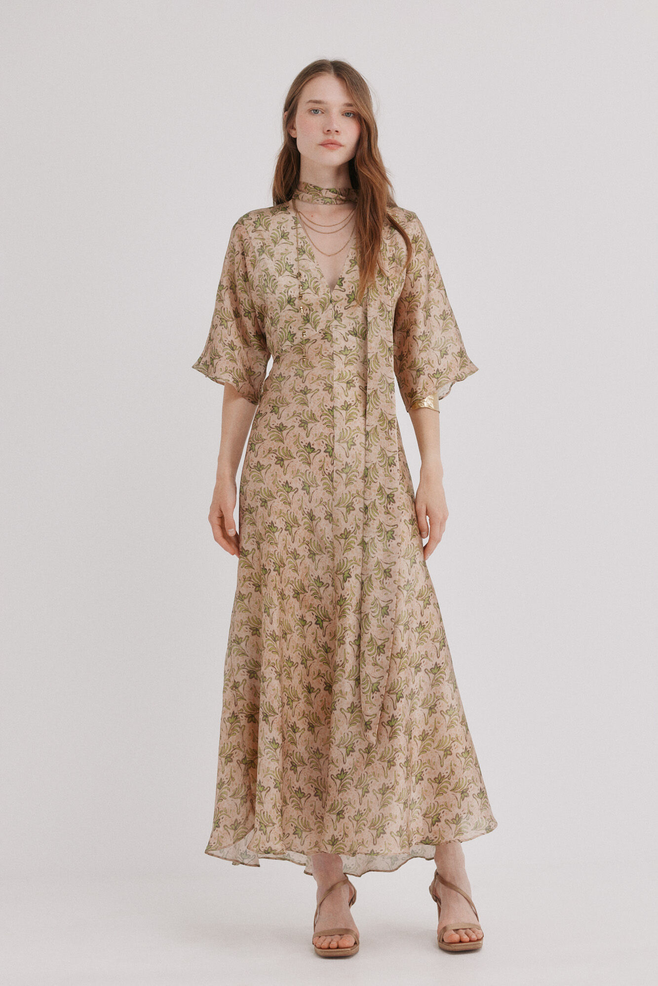 Hoss Intropia Astrid. Vestido acetinado