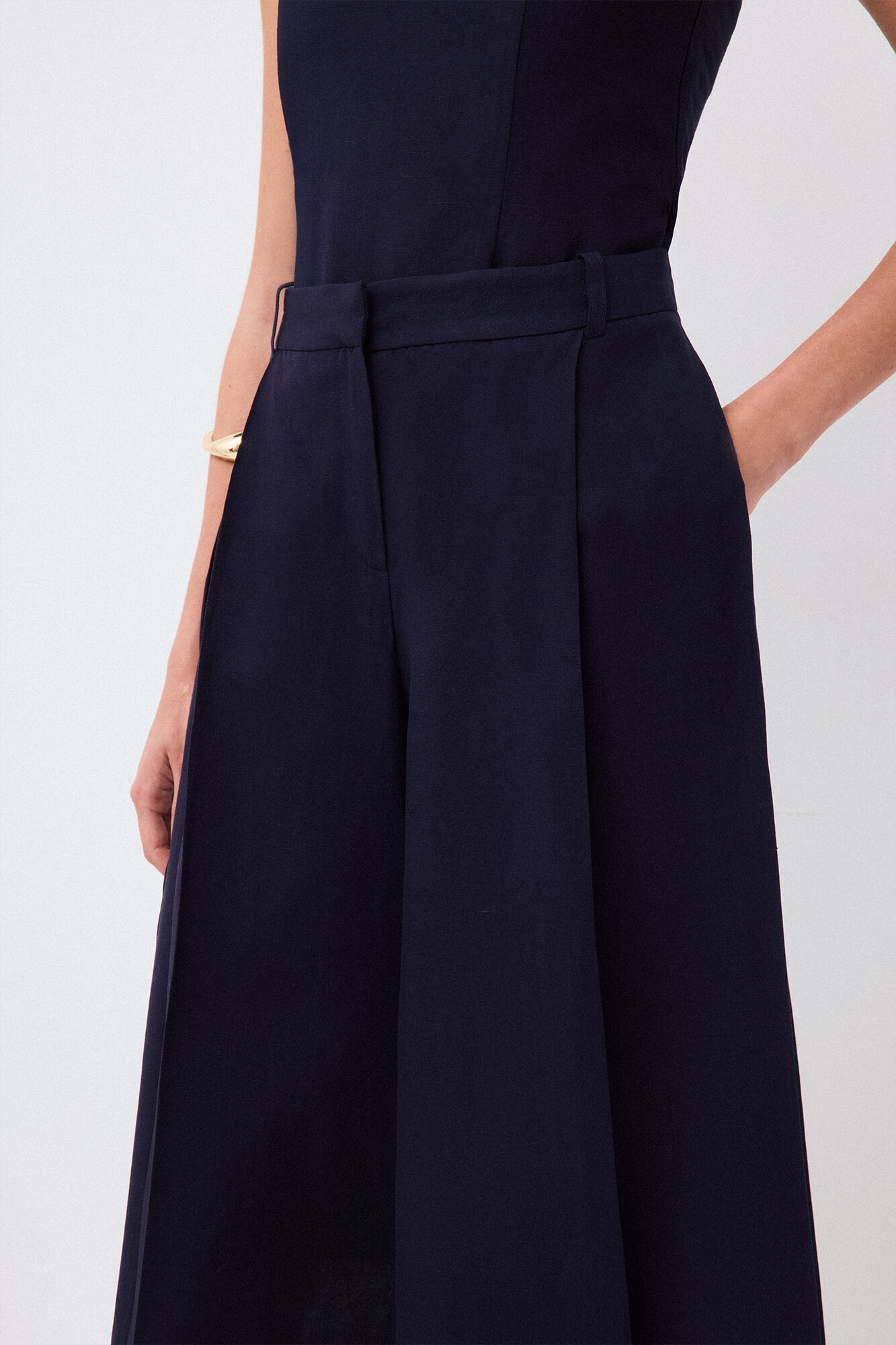 TFP by Tamara Falc&oacute; Navy Bermuda shorts Blue