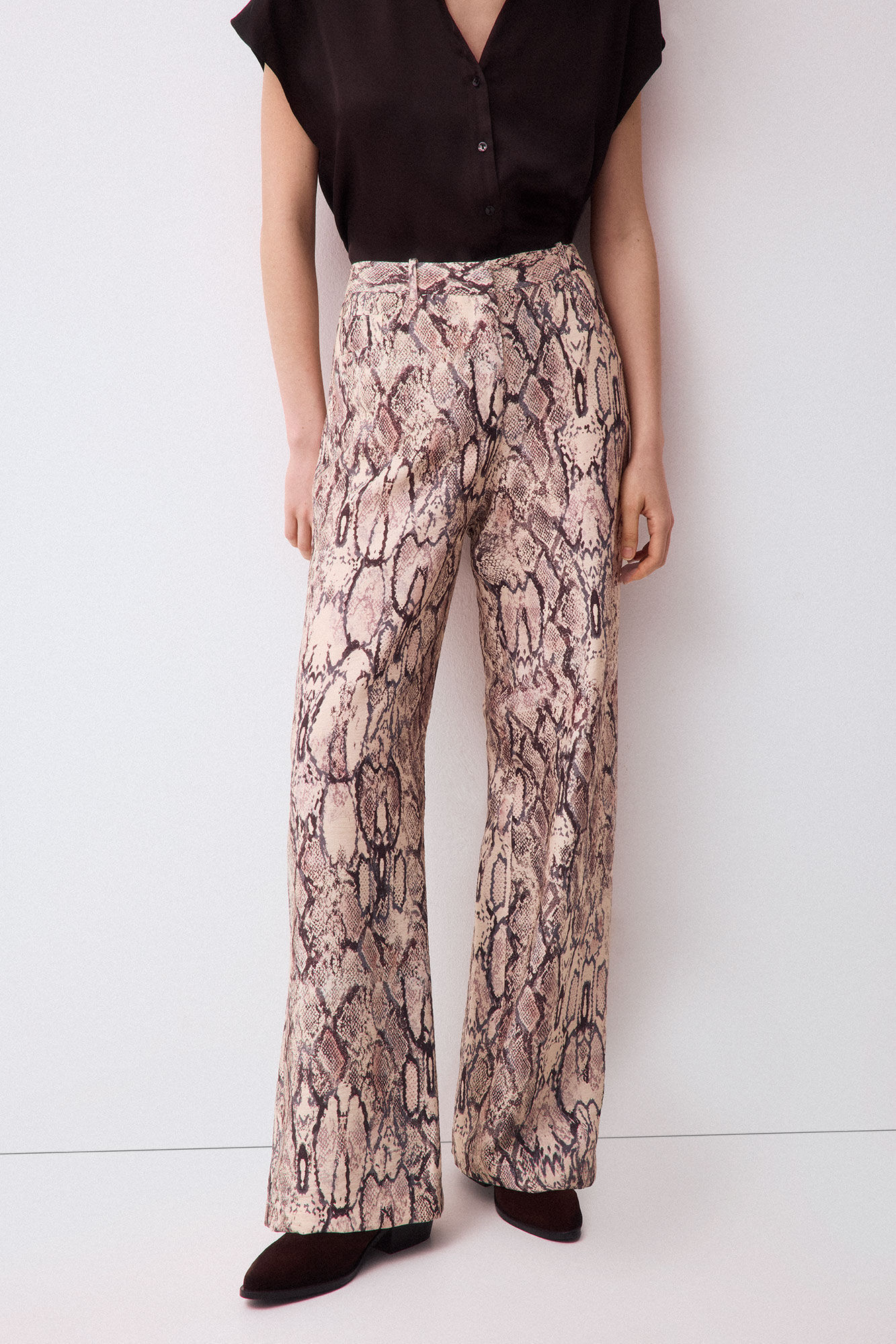 Pedro del Hierro Snake print trousers