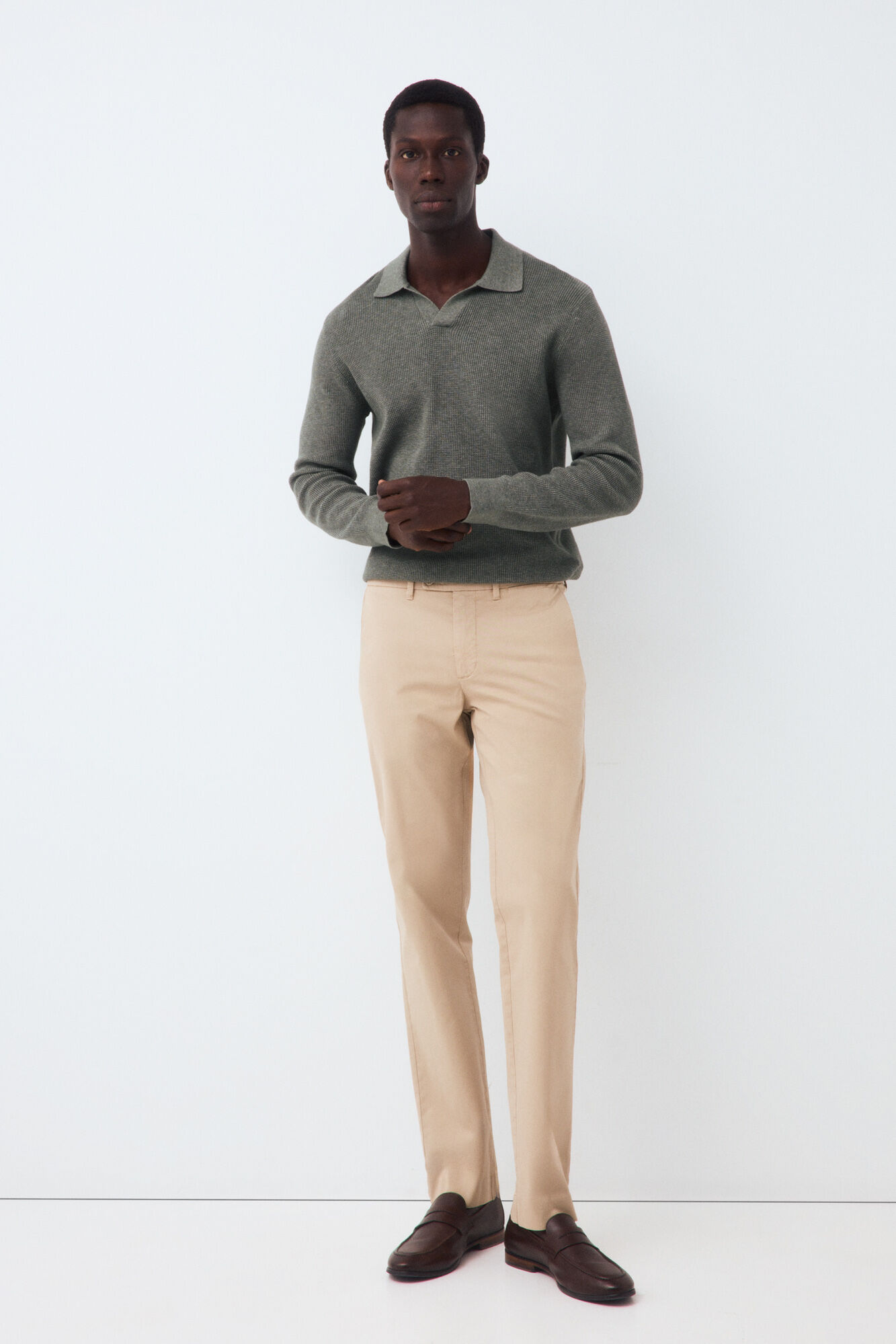 Pedro del Hierro Premium regular chinos