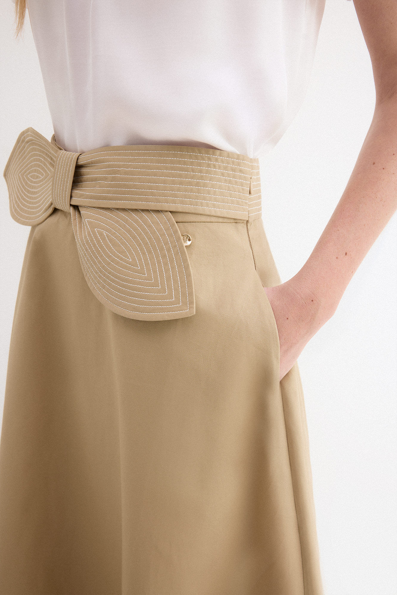 Pedro del Hierro Bow cape skirt