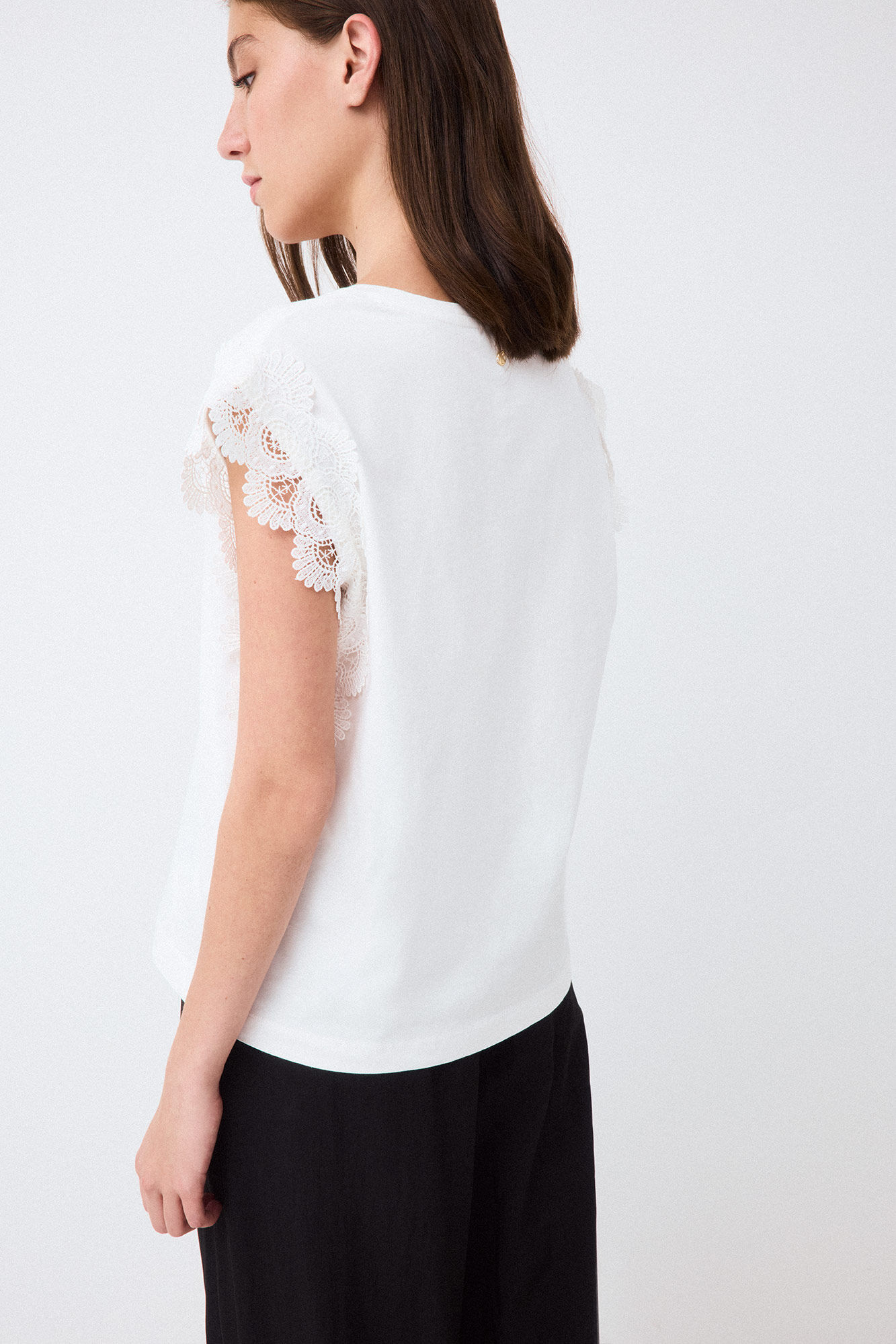 Pedro del Hierro Crochet sleeves T-shirt