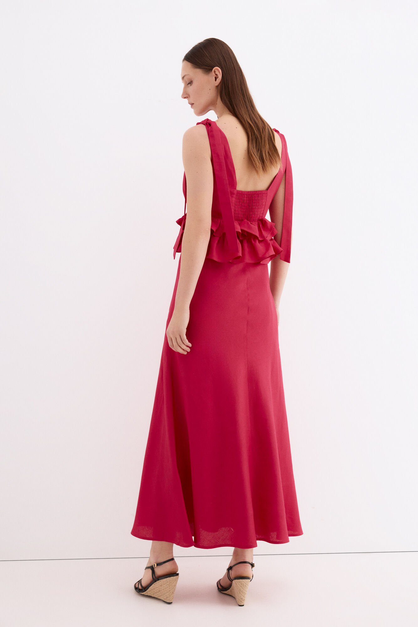 Pedro del Hierro Vestido comprido em linho com detalhes de la&ccedil;os