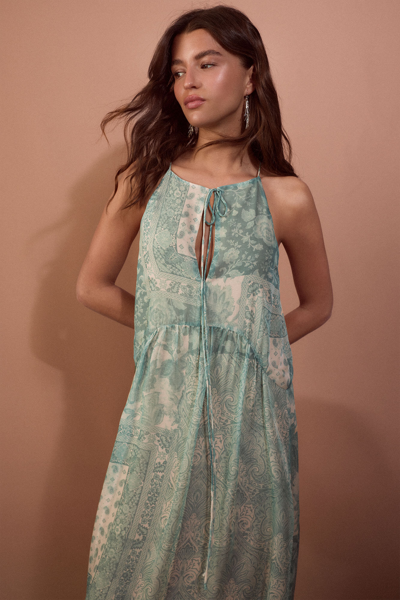 Slowlove Vestido estampado fluido gola halter
