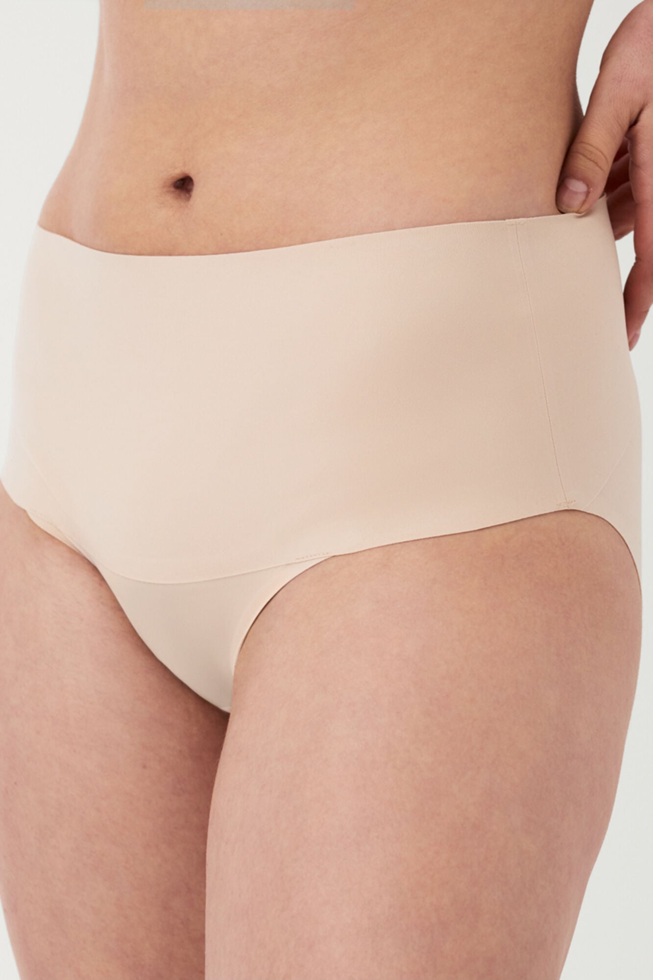 Spanx Unsichtbarer Shaping-Slip Caf&eacute; au Lait SPANX cru