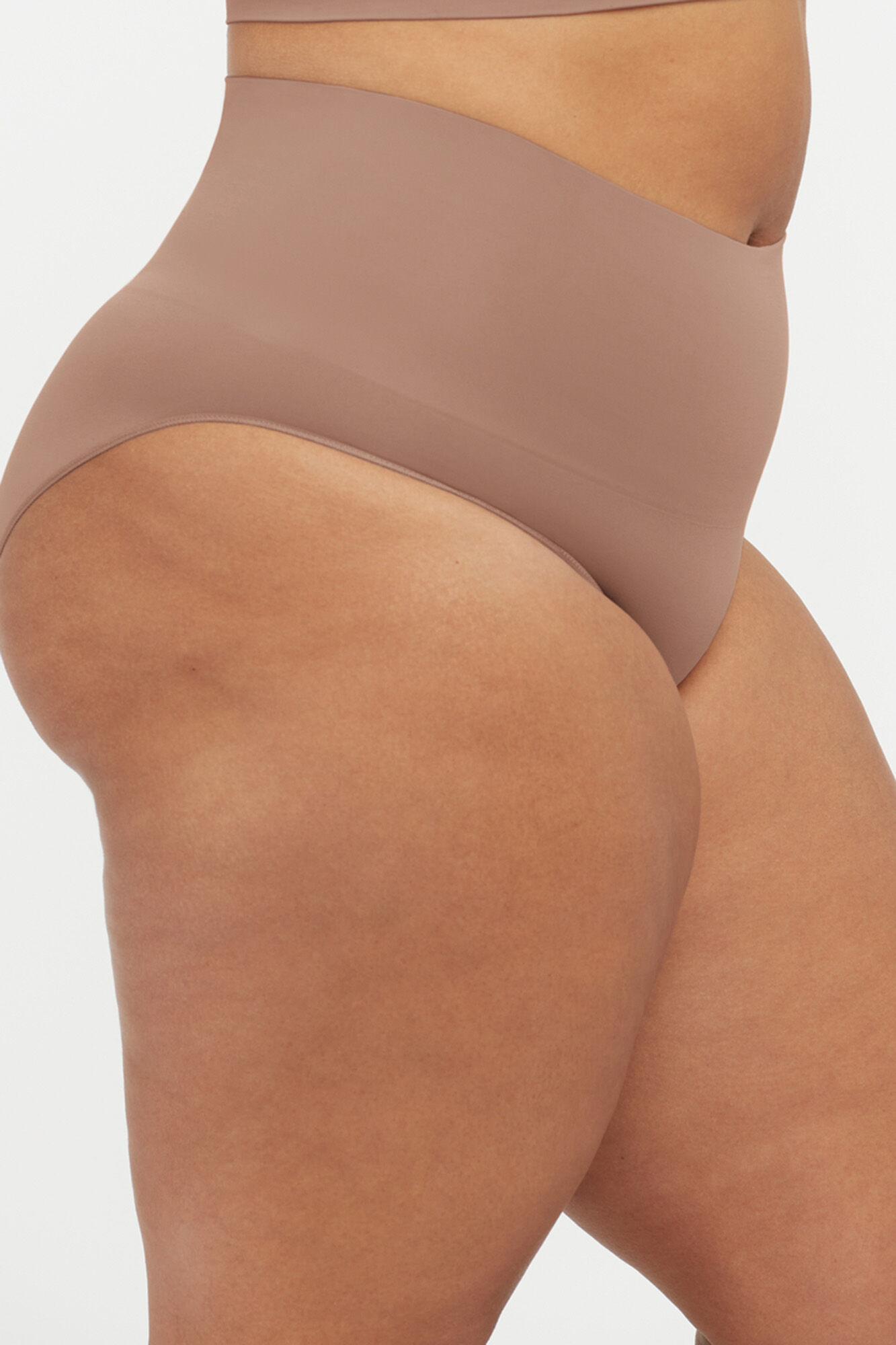 Spanx Braga moldeadora de talle alto nylon reciclado nude