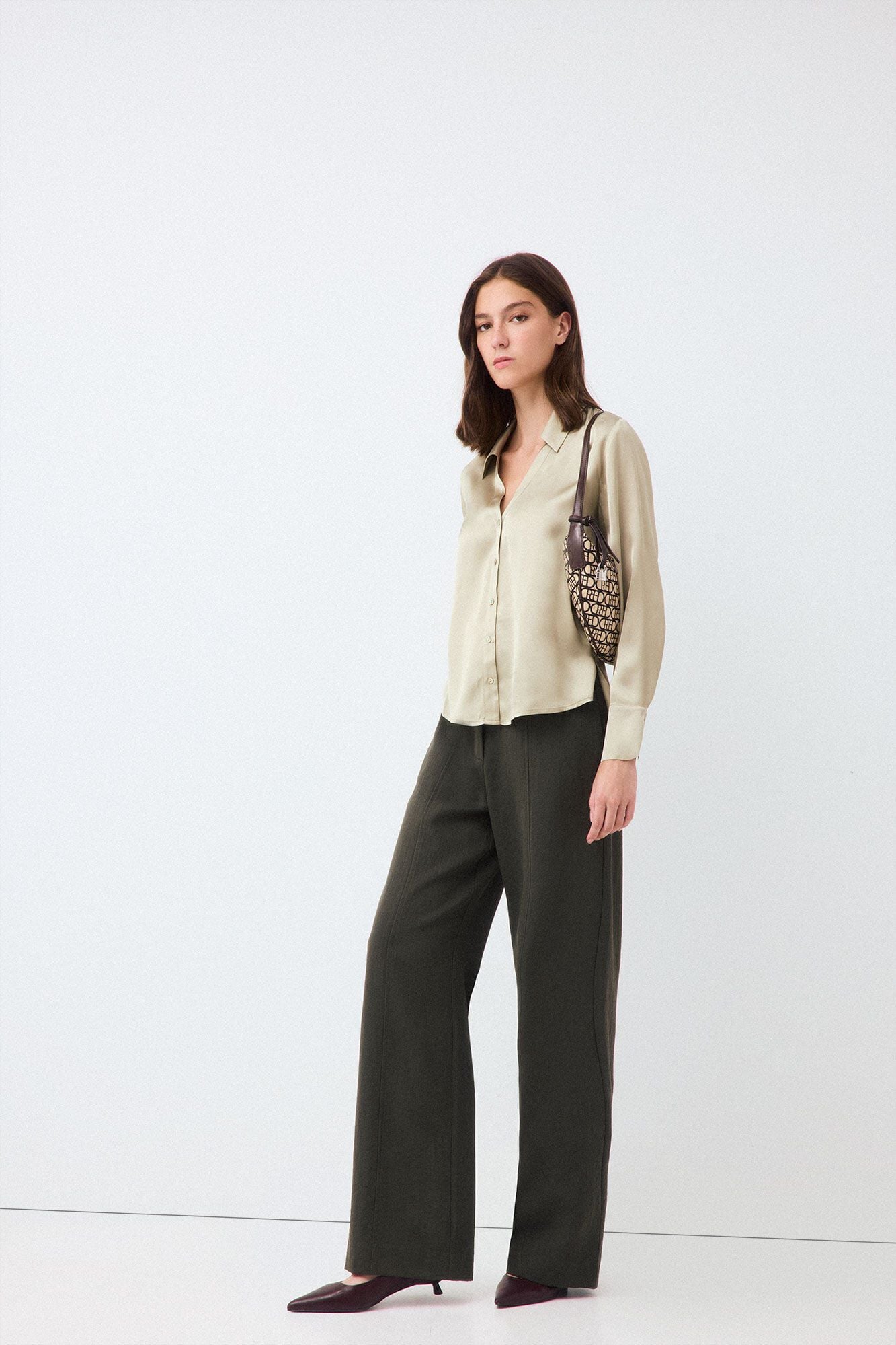 Trousers and shirt set